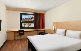 Ibis Hotel Budapest Heroes Square